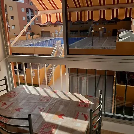 Edificio Elena Candelaria